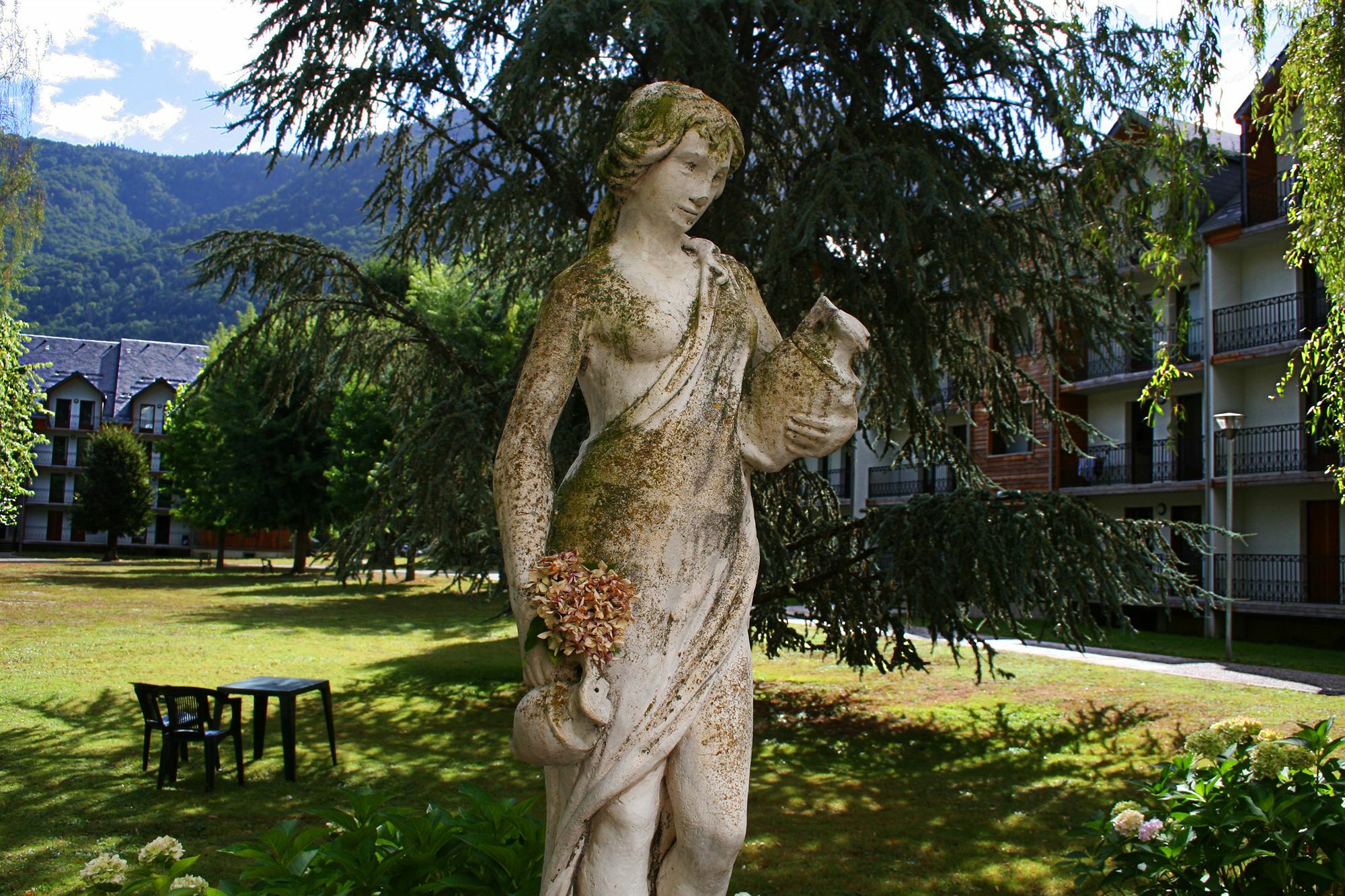 Residence Les Jardins De Ramel By Popinns Bagneres-de-Luchon ภายนอก รูปภาพ